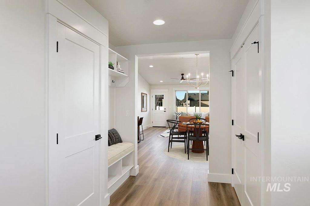 Photo of 7055 S Skybreak Lane, Meridian, ID 83642 (MLS # 98981515)