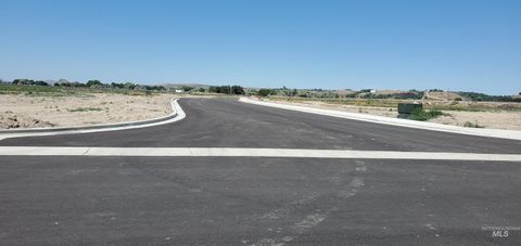 Photo of TBD Malheur Drive, Ontario, OR 97914 (MLS # 98872114)