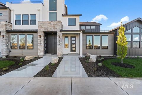 Photo of 6373 N Birch Run Ln, Eagle, ID 83616 (MLS # 98984862)