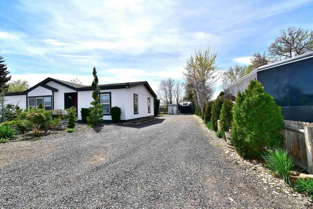 Photo of 10181 W Claudia Rd, Boise, ID 83714 (MLS # 98981546)