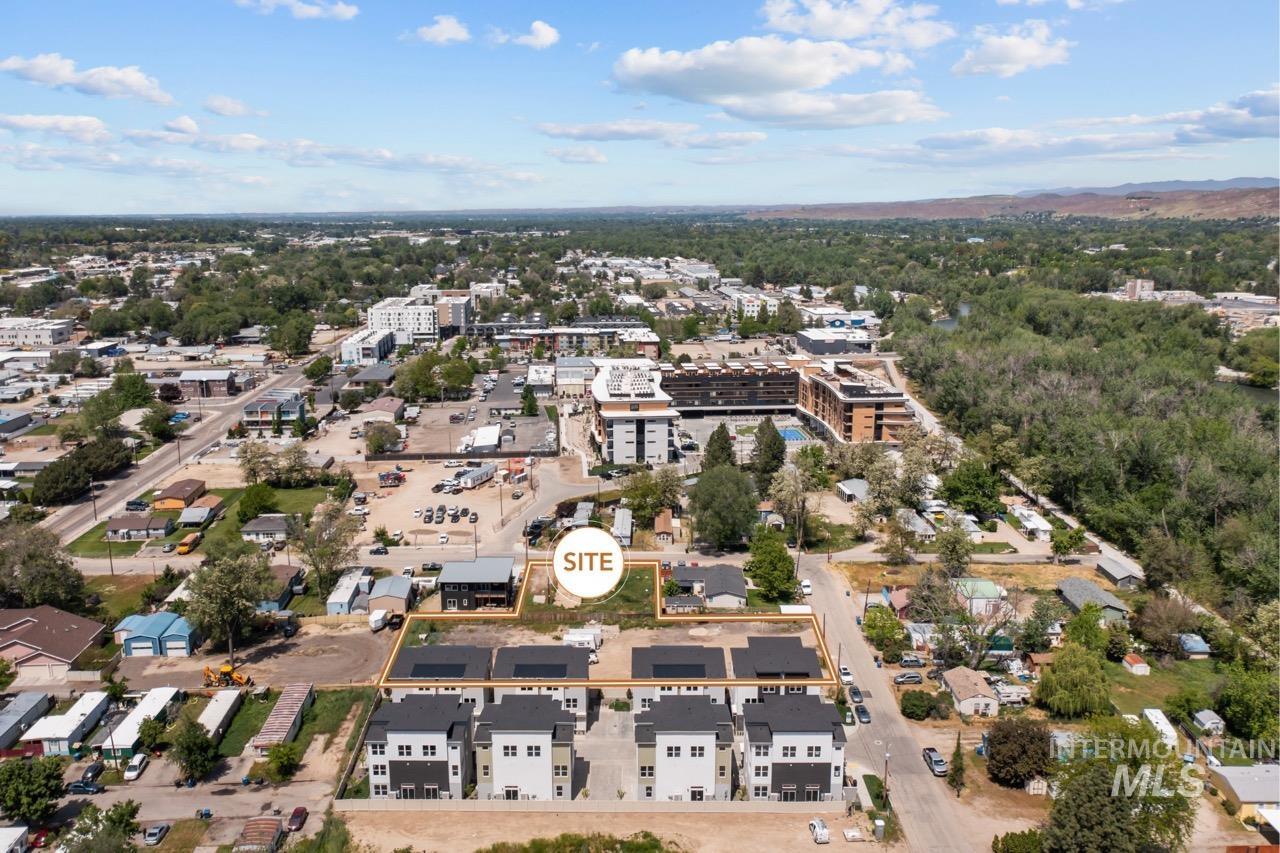 View of property location featuring nearby urban area