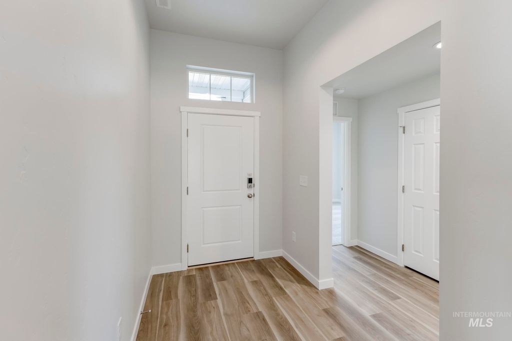 Photo of 43 S Lancaster Pl, Nampa, ID 83651 (MLS # 98965343)