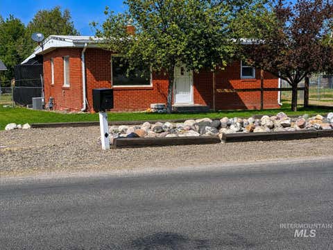 Photo of 1937 E 4th Ave, Twin Falls, ID 83301 (MLS # 98984483)
