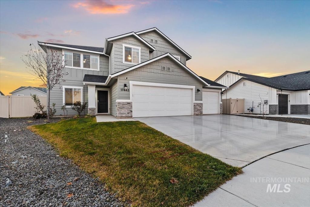 Photo of 17443 N Owl Peak Ave, Nampa, ID 83687 (MLS # 98971934)