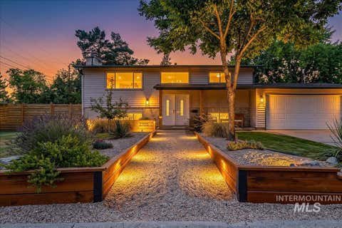 Photo of 2705 S Inverness Way, Boise, ID 83705 (MLS # 98998539)