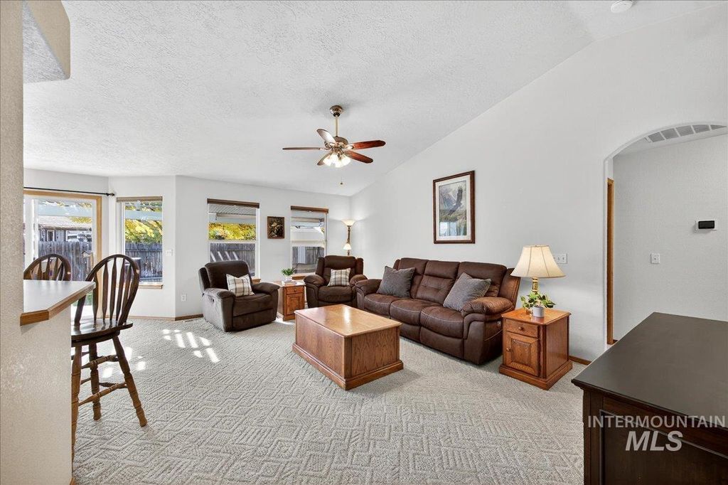 Photo of 4279 S Falconrest Way, Boise, ID 83716 (MLS # 98966212)