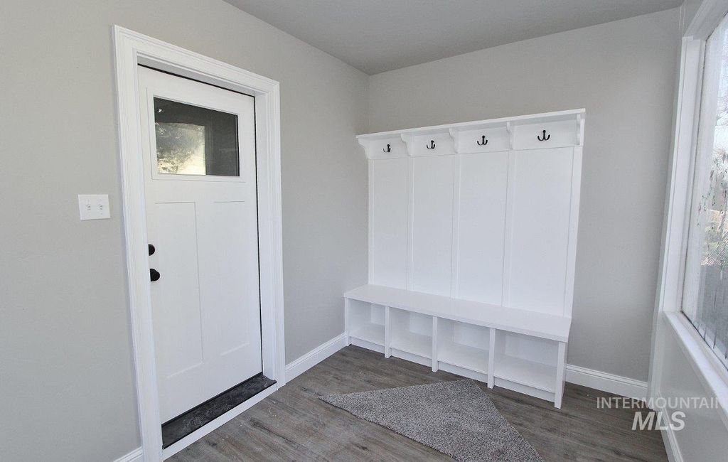 Photo of 121 NW 2nd St, Ontario, OR 97914 (MLS # 98974020)