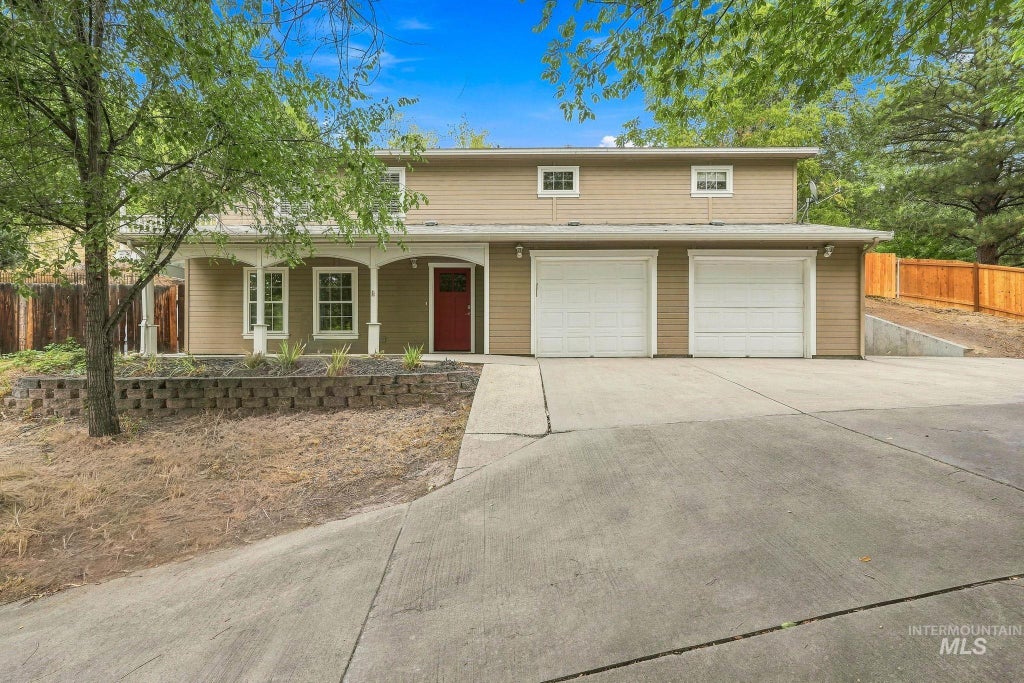 Photo of 2442 W Hill Rd, Boise, ID 83702 (MLS # 98999874)