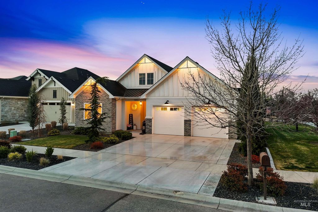 Photo of 7493 W Belay Street, Eagle, ID 83616 (MLS # 98982003)