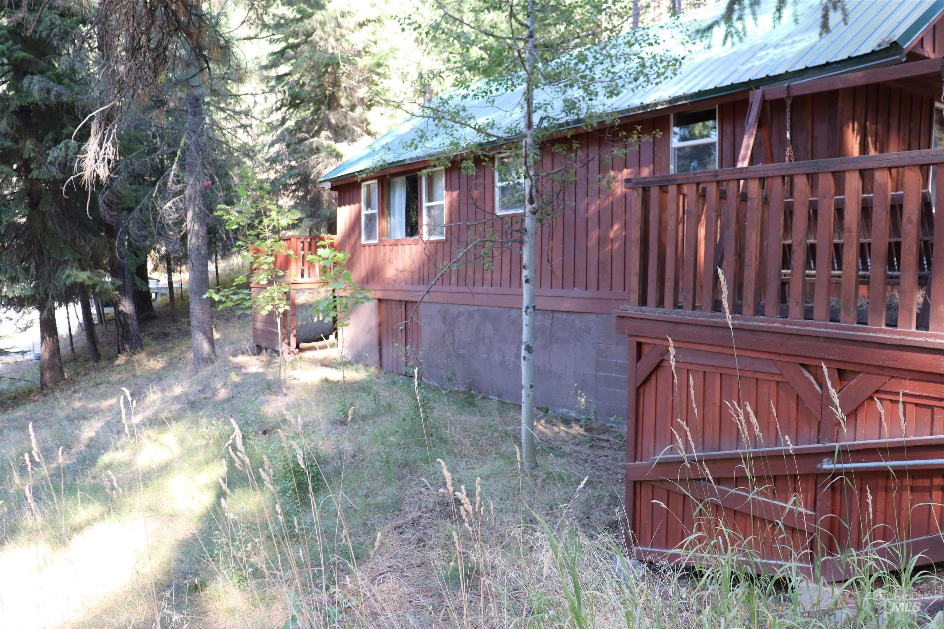 1294 Shore Dr, Cascade, Idaho image 3