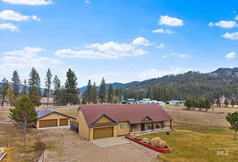 Photo of 23 Veterinary Way, Garden Valley, ID 83622 (MLS # 98976716)