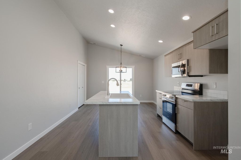 Photo of 2228 W Penstemon St, Kuna, ID 83634 (MLS # 98964015)