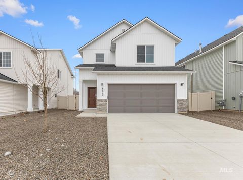Photo of 2470 W Fallon Lp, Nampa, ID 83651 (MLS # 98972124)