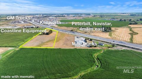 Photo of 47 East Frontage Road, Jerome, ID 83338 (MLS # 98954794)