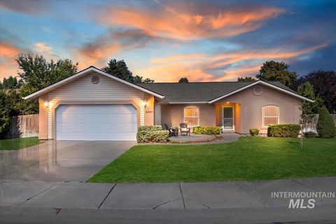 Photo of 2537 Carriage Way, Twin Falls, ID 83301 (MLS # 98993451)