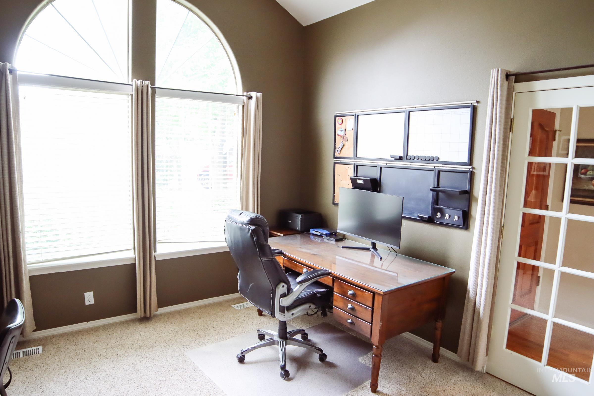 5347 N Black Spruce Place