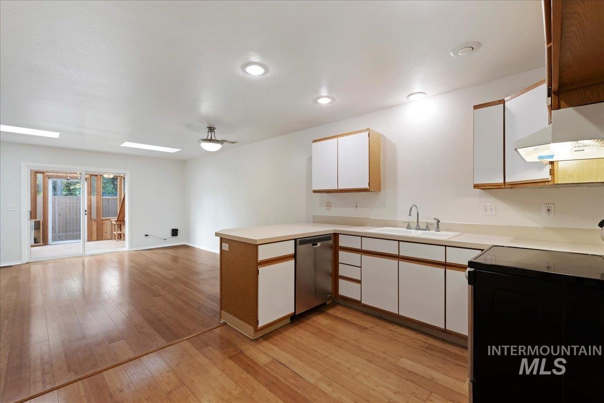 3881 W Adobe Court