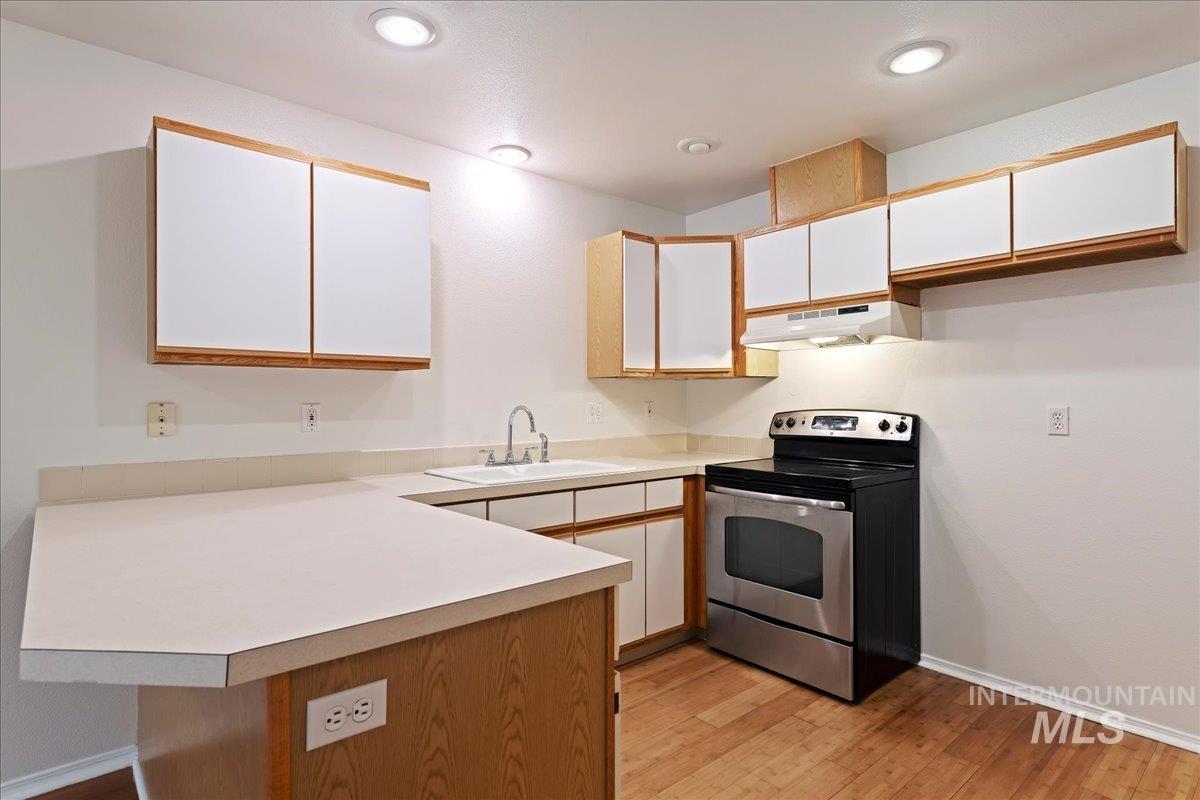 3881 W Adobe Court