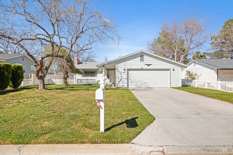 Photo of 442 Crestview Drive, Twin Falls, ID 83301 (MLS # 98982004)