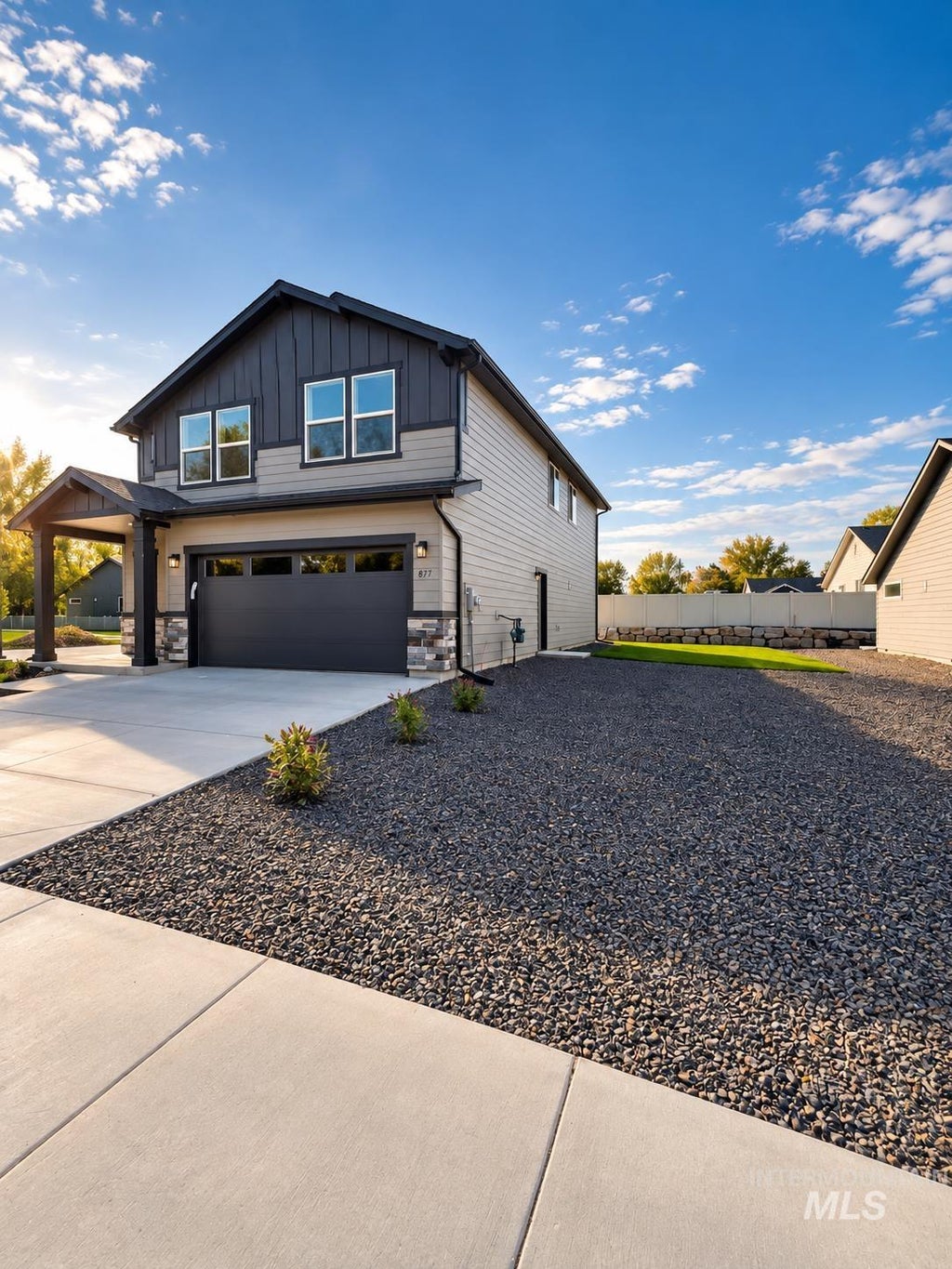 Photo of 877 W Roan Ridge #14/2, Nampa, ID 83686 (MLS # 99002455)