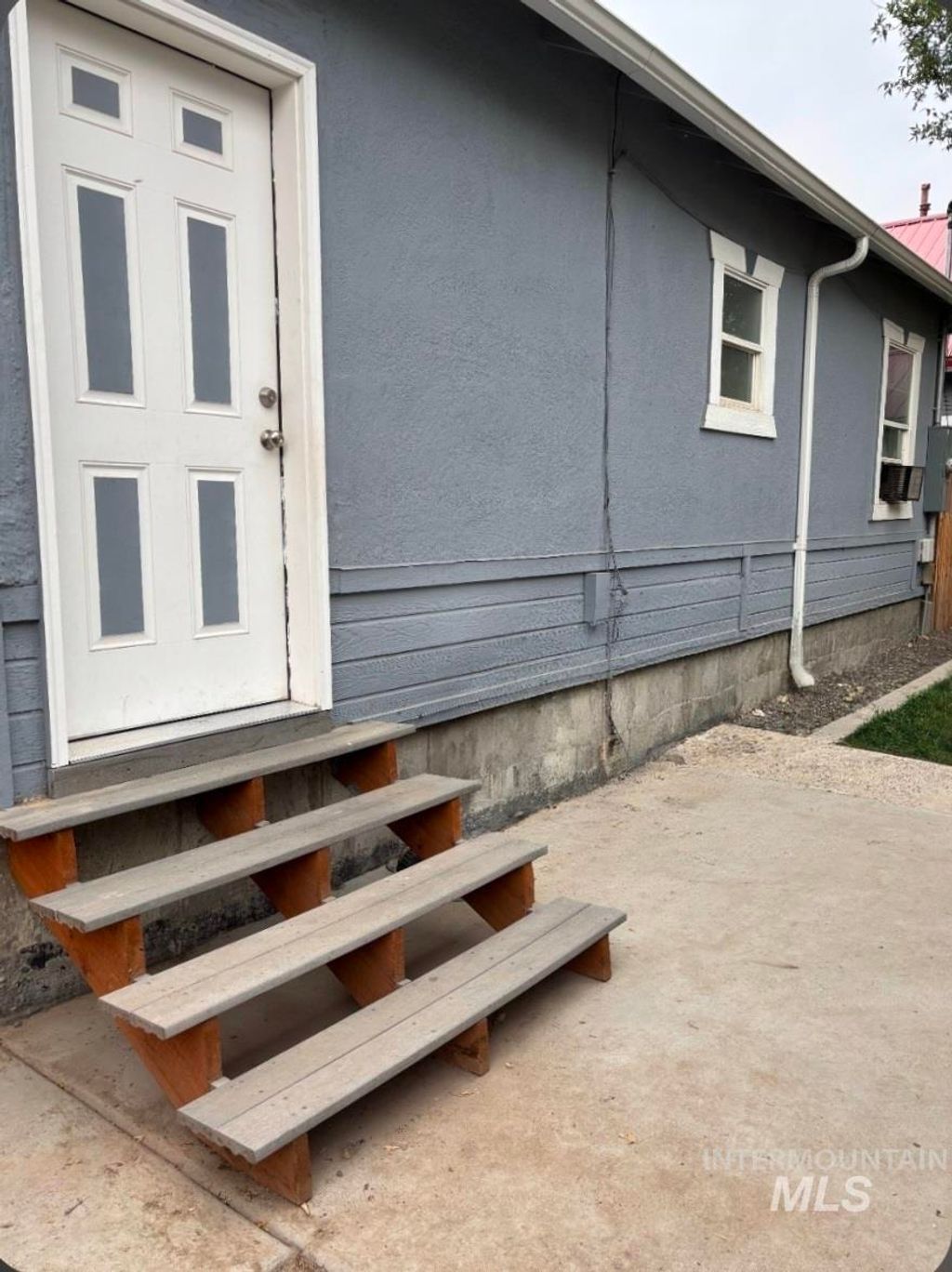 Photo of 409 N 7th St, Payette, ID 83661 (MLS # 98969946)