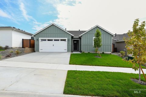 Photo of 14866 Brown Pelican St, Caldwell, ID 83607 (MLS # 98975060)