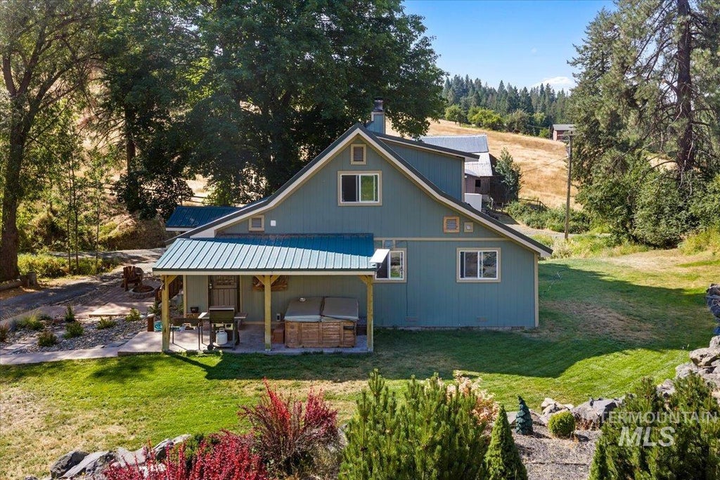 Photo of 1034 Browns Lane, Potlatch, ID 83855 (MLS # 98998311)