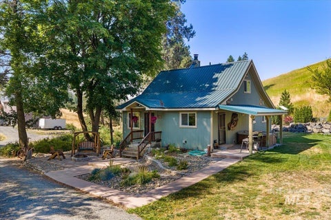 Photo of 1034 Browns Lane, Potlatch, ID 83855 (MLS # 98998311)