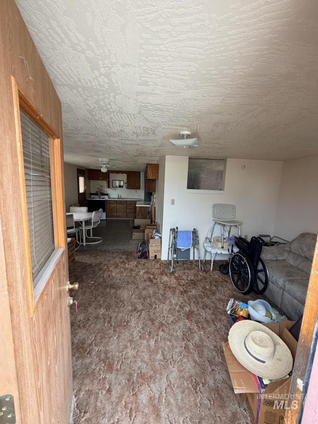 Photo of 718 E Belmont St, Caldwell, ID 83605 (MLS # 98969187)