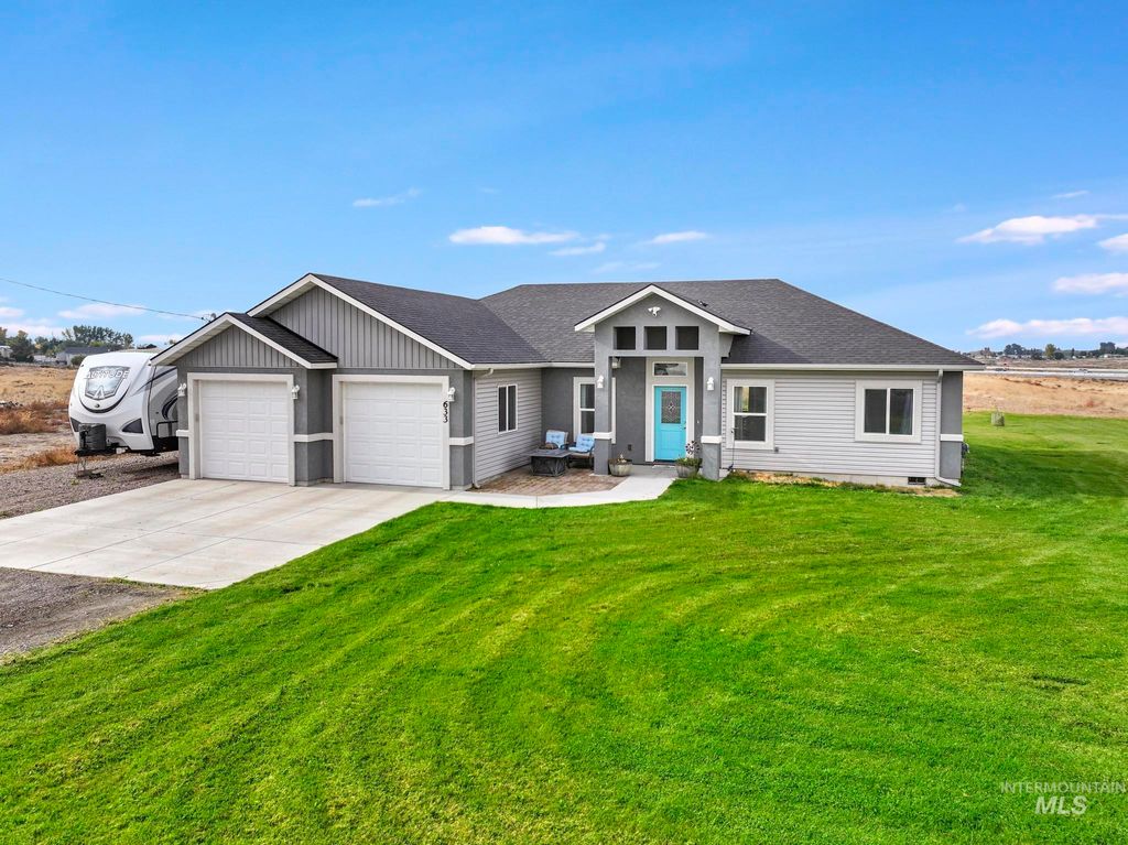 Photo of 633 Pioneer Mountain Loop, Jerome, ID 83338 (MLS # 98964988)