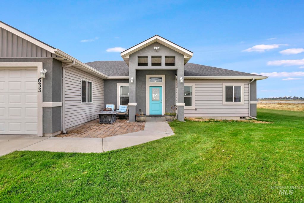 Photo of 633 Pioneer Mountain Loop, Jerome, ID 83338 (MLS # 98964988)