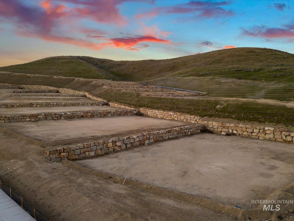 Photo of 13400 N Summit View Way, Boise, ID 83714 (MLS # 98981397)