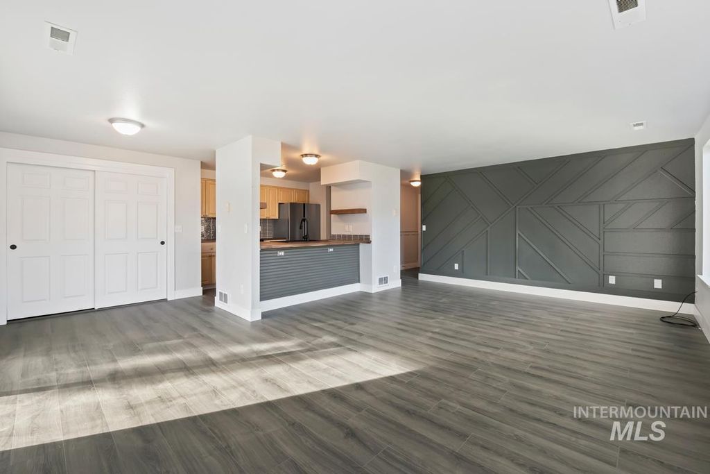 Photo of 1336 N 1st St, Payette, ID 83661 (MLS # 98964576)