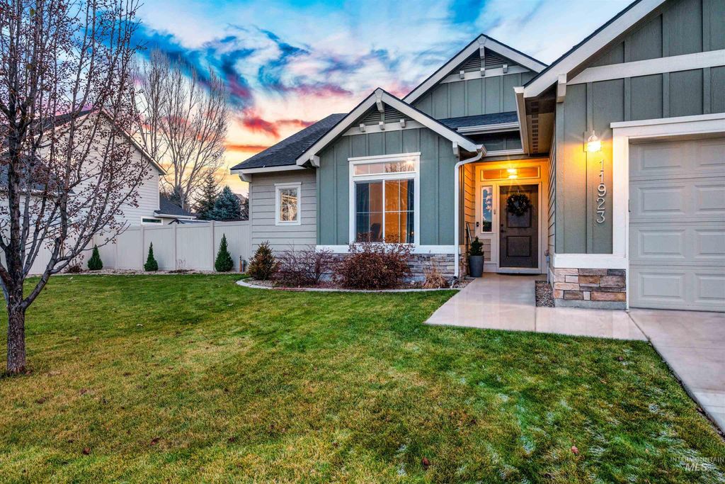 Photo of 11923 W Hiawatha Drive, Boise, ID 83709 (MLS # 98969012)