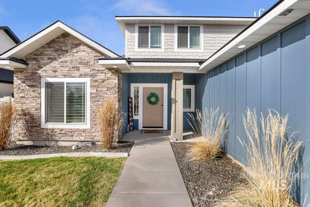 Photo of 1112 Paintbrush Ave, Kimberly, ID 83341 (MLS # 98979569)