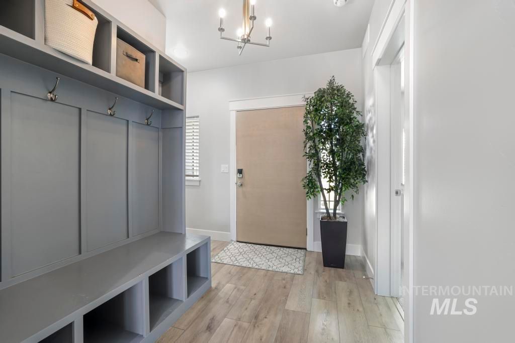 Photo of 1112 Paintbrush Ave, Kimberly, ID 83341 (MLS # 98979569)