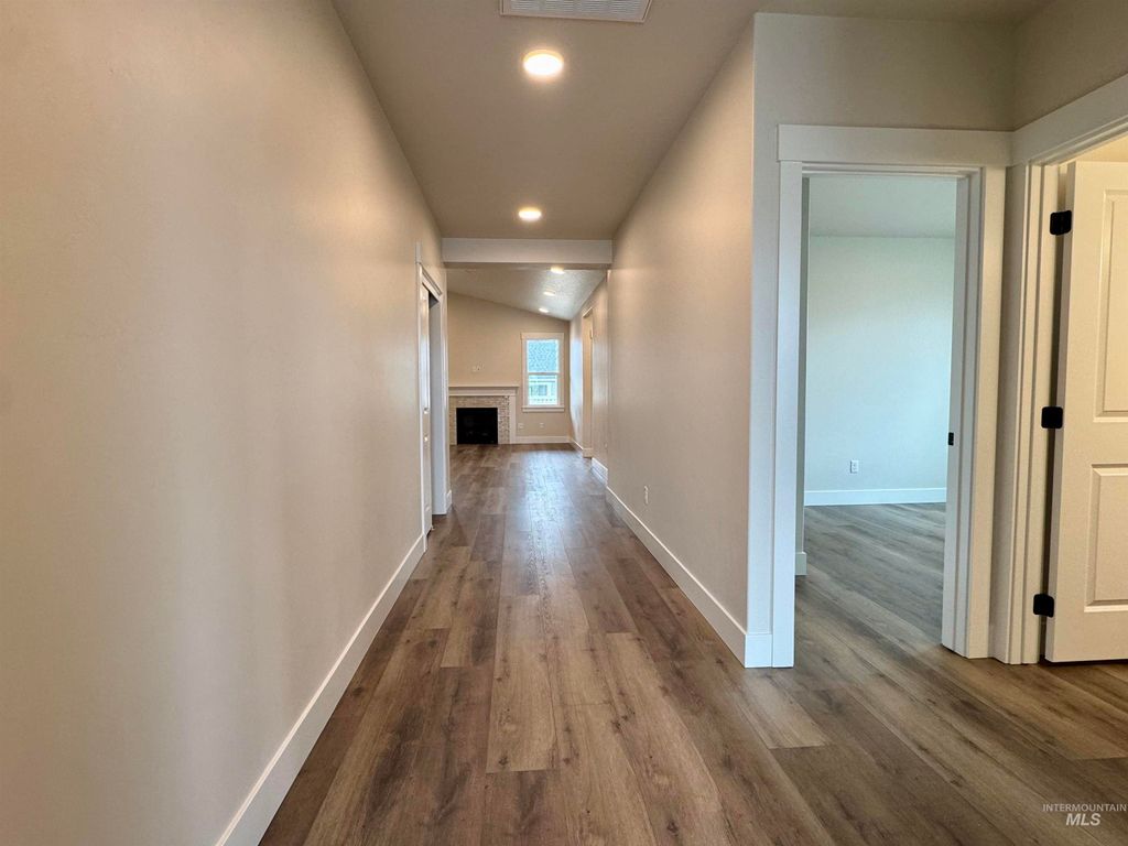 Photo of 11225 Bluefield Dr, Caldwell, ID 83605 (MLS # 98982237)