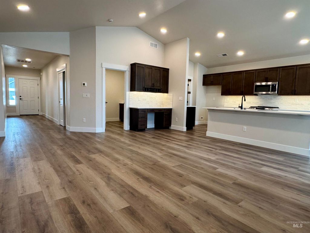 Photo of 11225 Bluefield Dr, Caldwell, ID 83605 (MLS # 98982237)