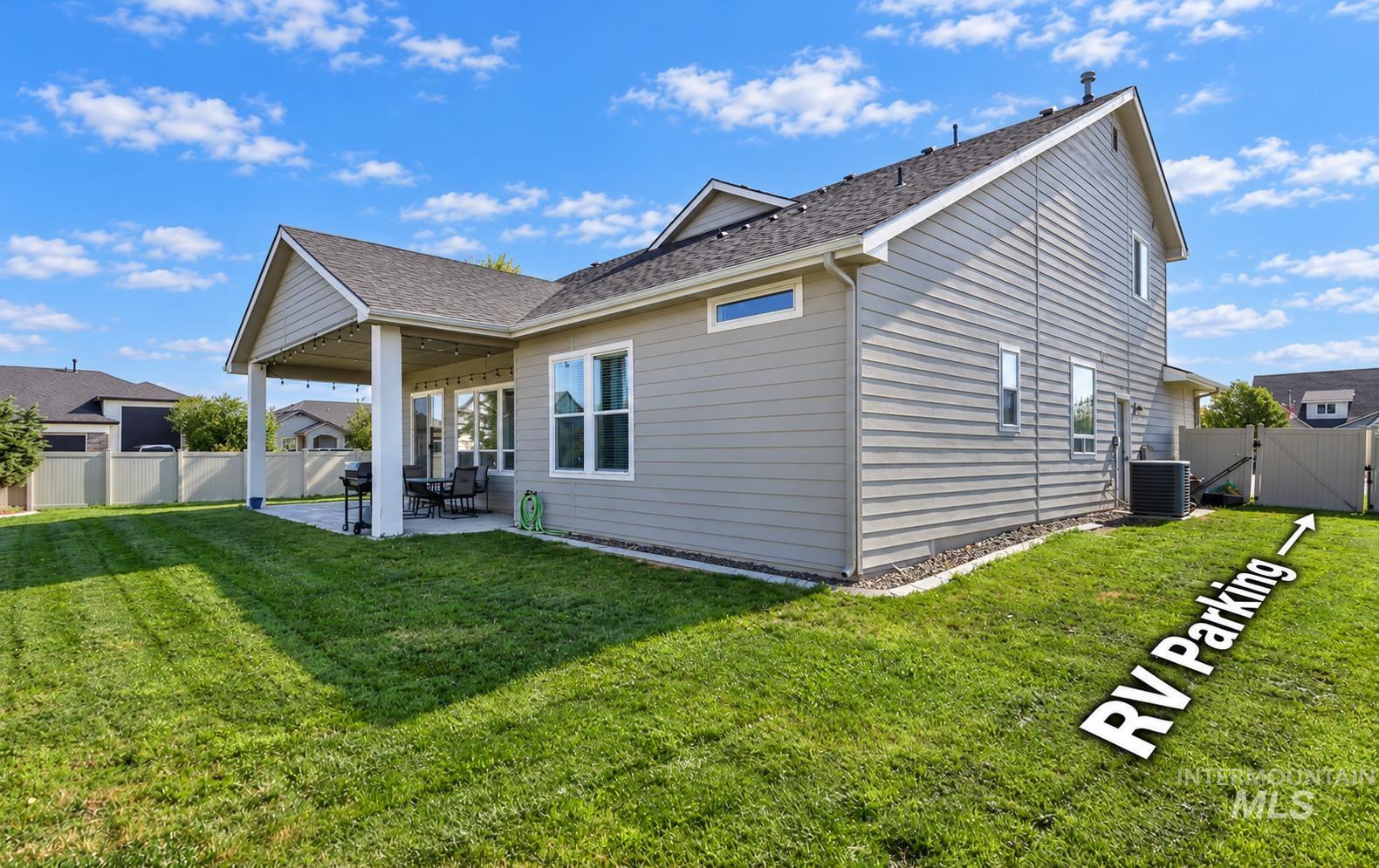 18103 N Timberlake Pl