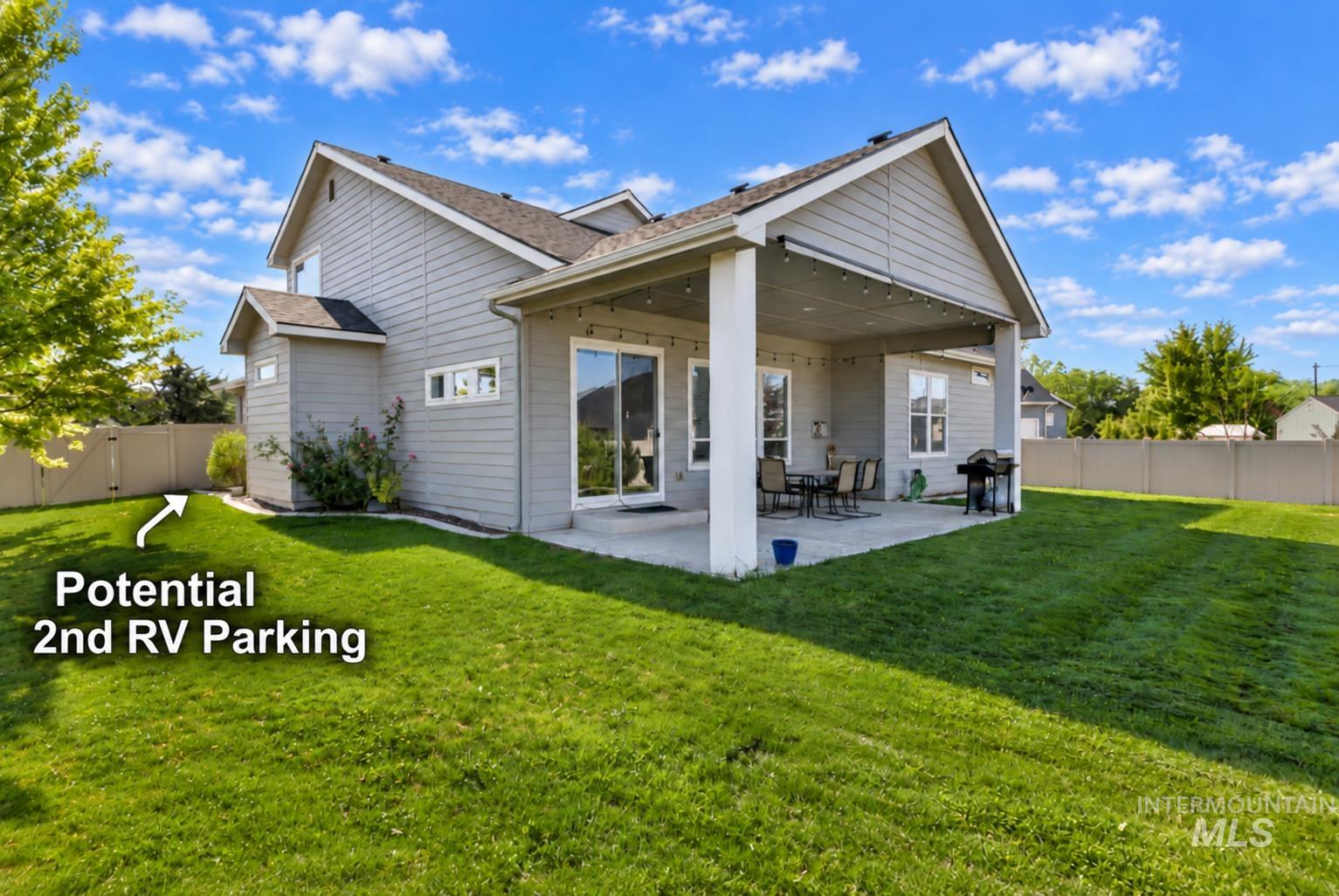 18103 N Timberlake Pl