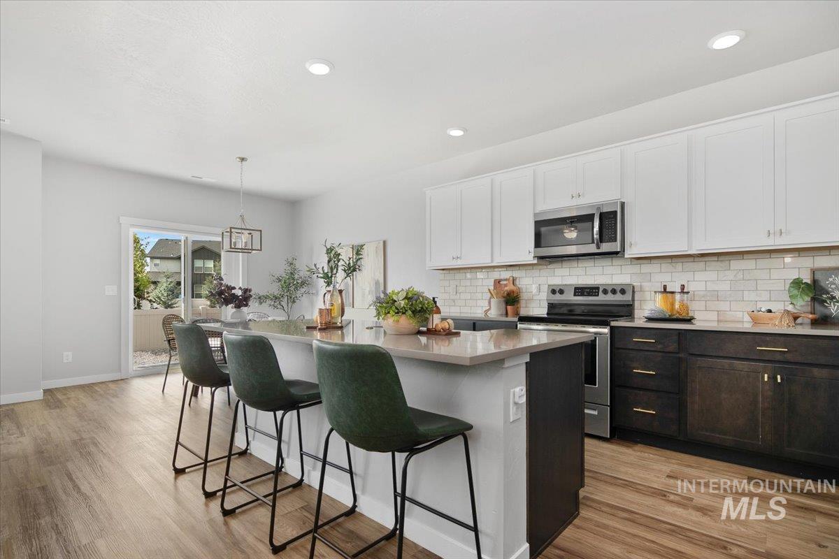 339 S Sunset Point Way