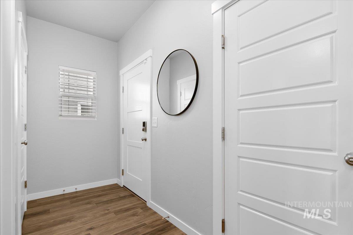 339 S Sunset Point Way