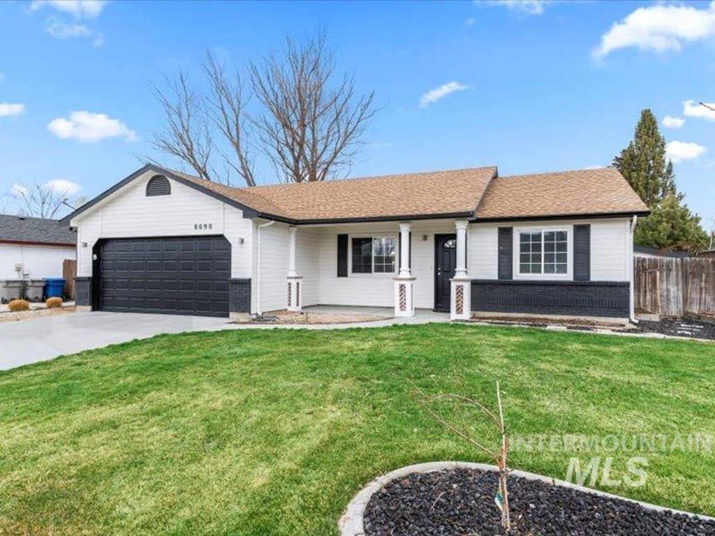 Photo of 8090 Waterleaf Ave, Nampa, ID 83687 (MLS # 98975643)