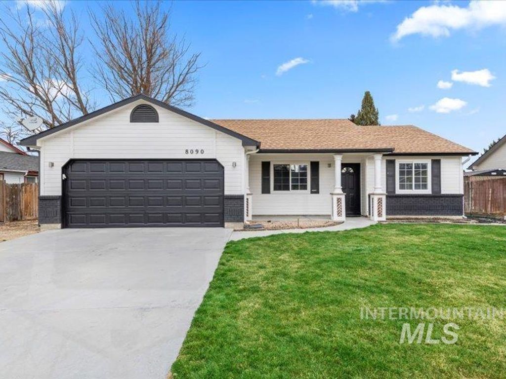Photo of 8090 Waterleaf Ave, Nampa, ID 83687 (MLS # 98975643)