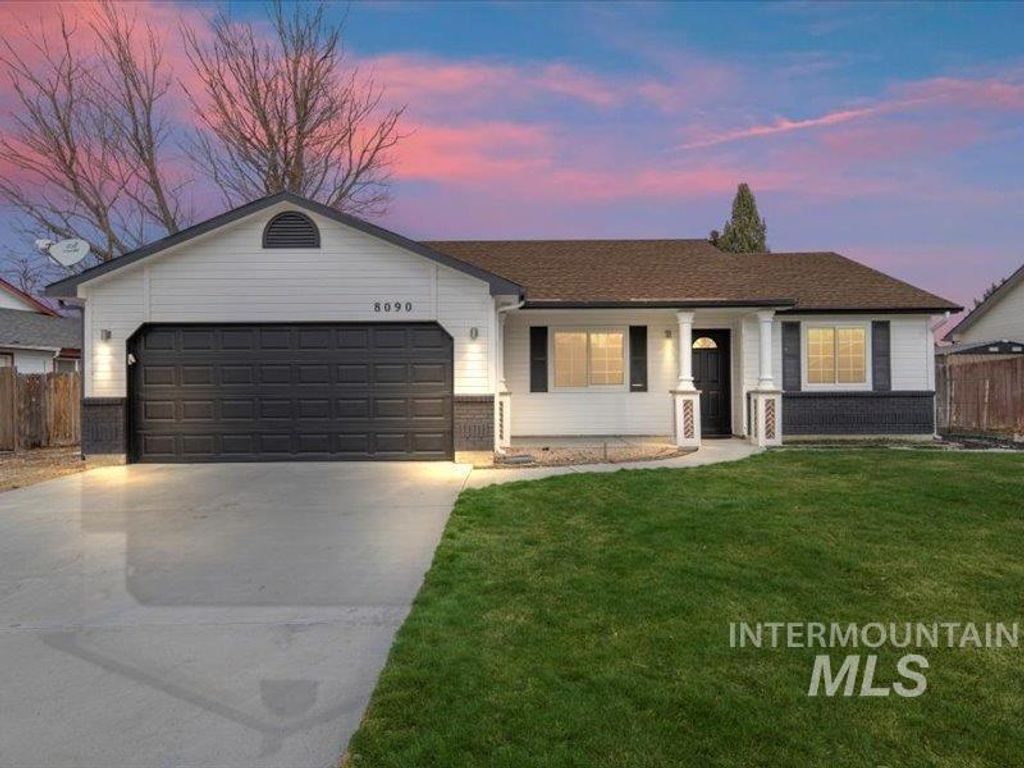 Photo of 8090 Waterleaf Ave, Nampa, ID 83687 (MLS # 98975643)