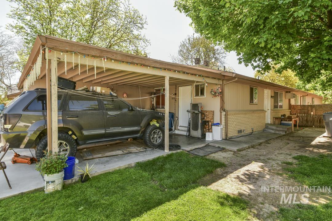 1820 Poplar St.