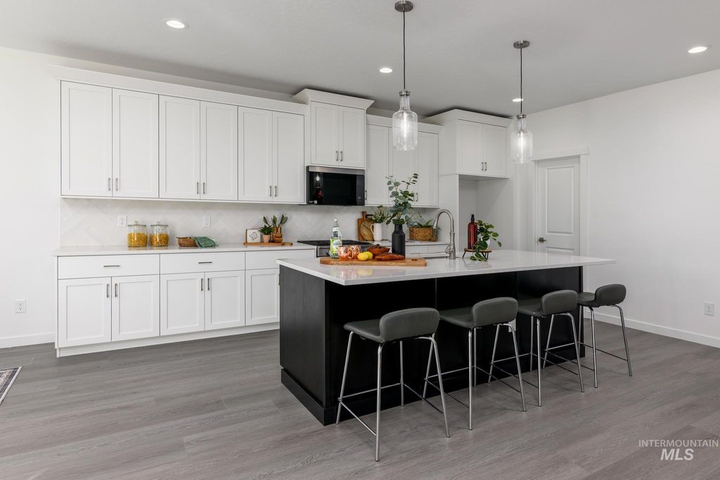 Photo of 1910 W Arya St, Kuna, ID 83634 (MLS # 98979869)