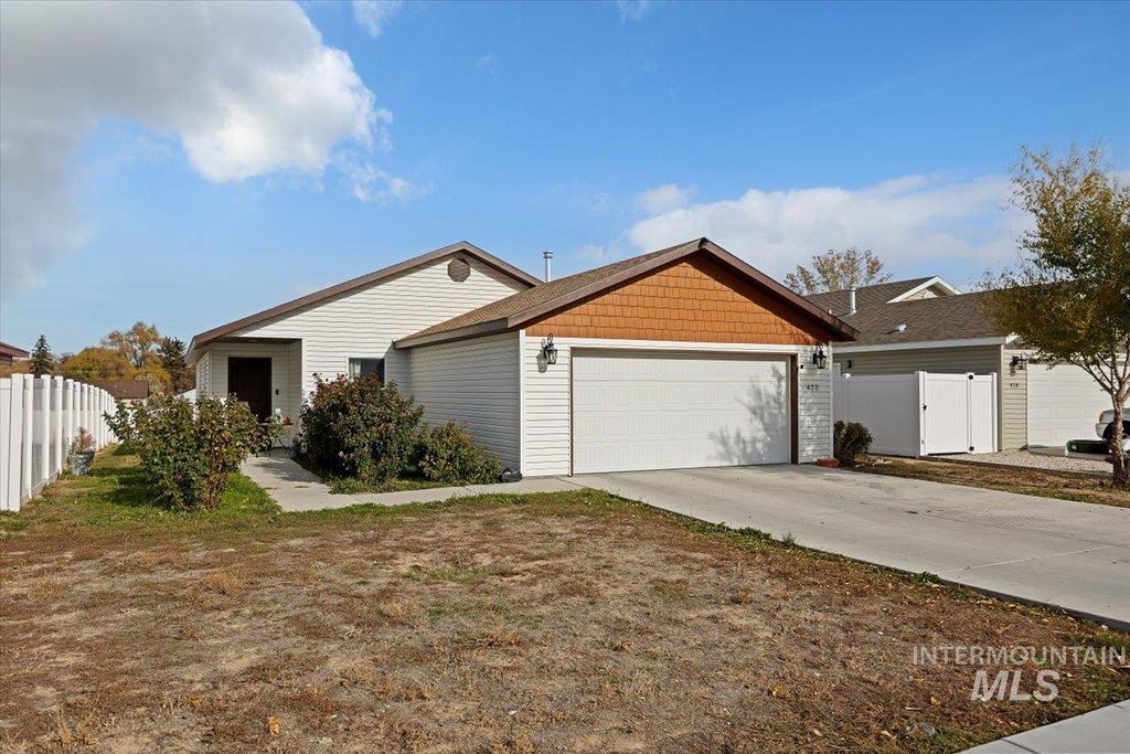 Photo of 422 West Ave I, Jerome, ID 83338 (MLS # 98967133)