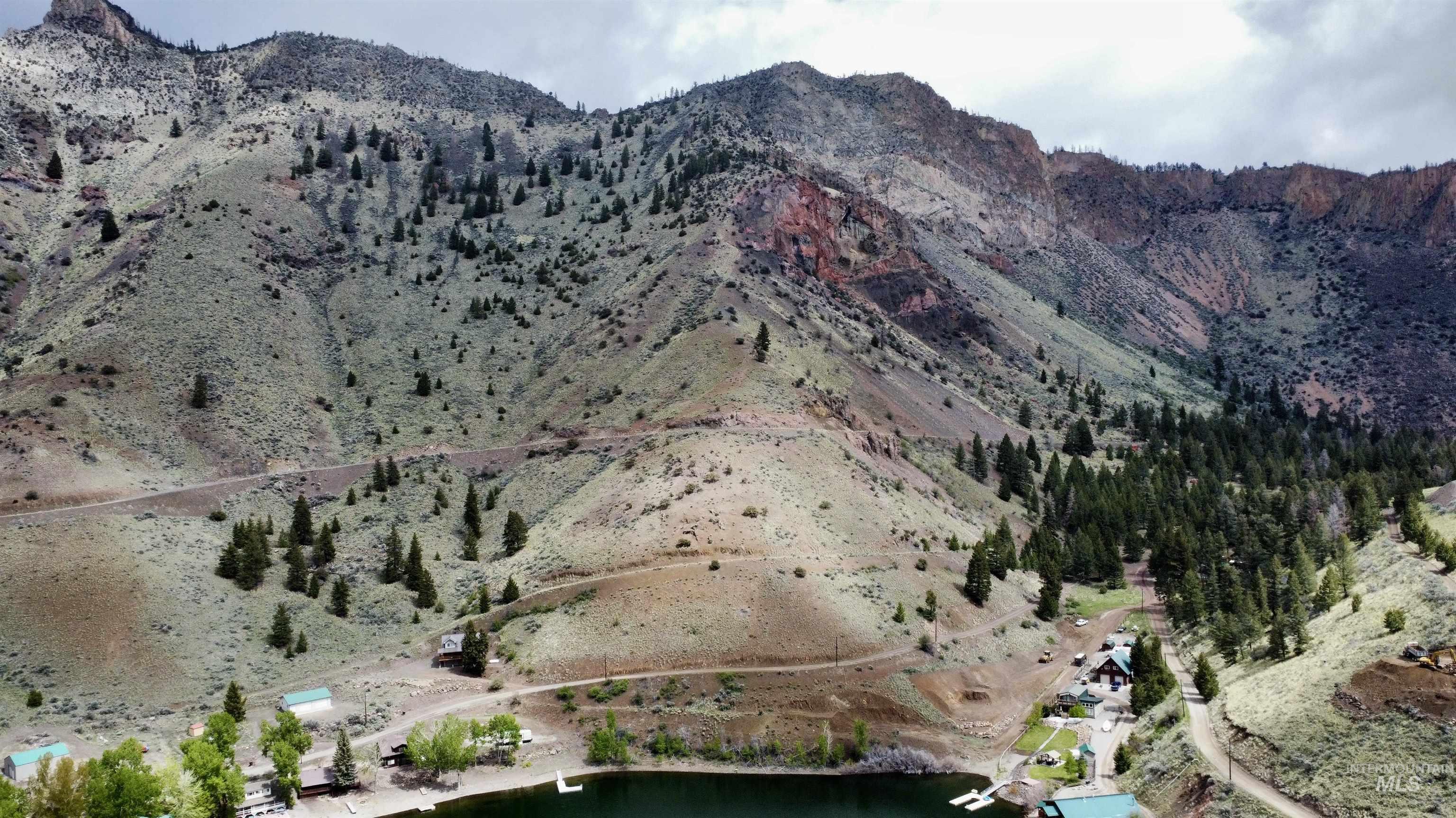 60 & 61 N Shoreline Dr