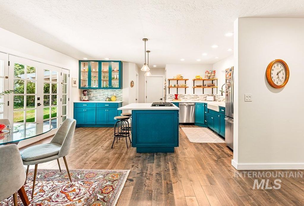 Photo of 1204 W Highland View Dr, Boise, ID 83702 (MLS # 98979385)